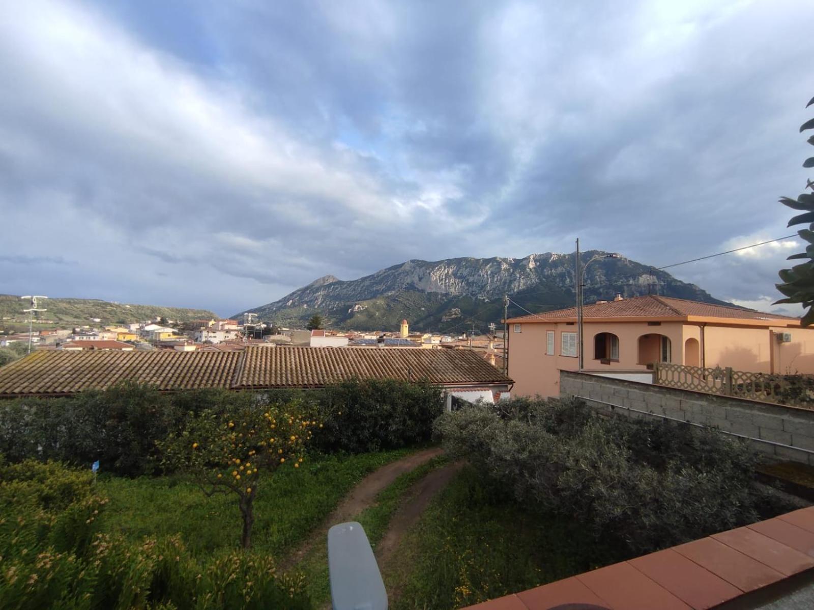 Appartamento Su Survaju Irgoli Exterior photo