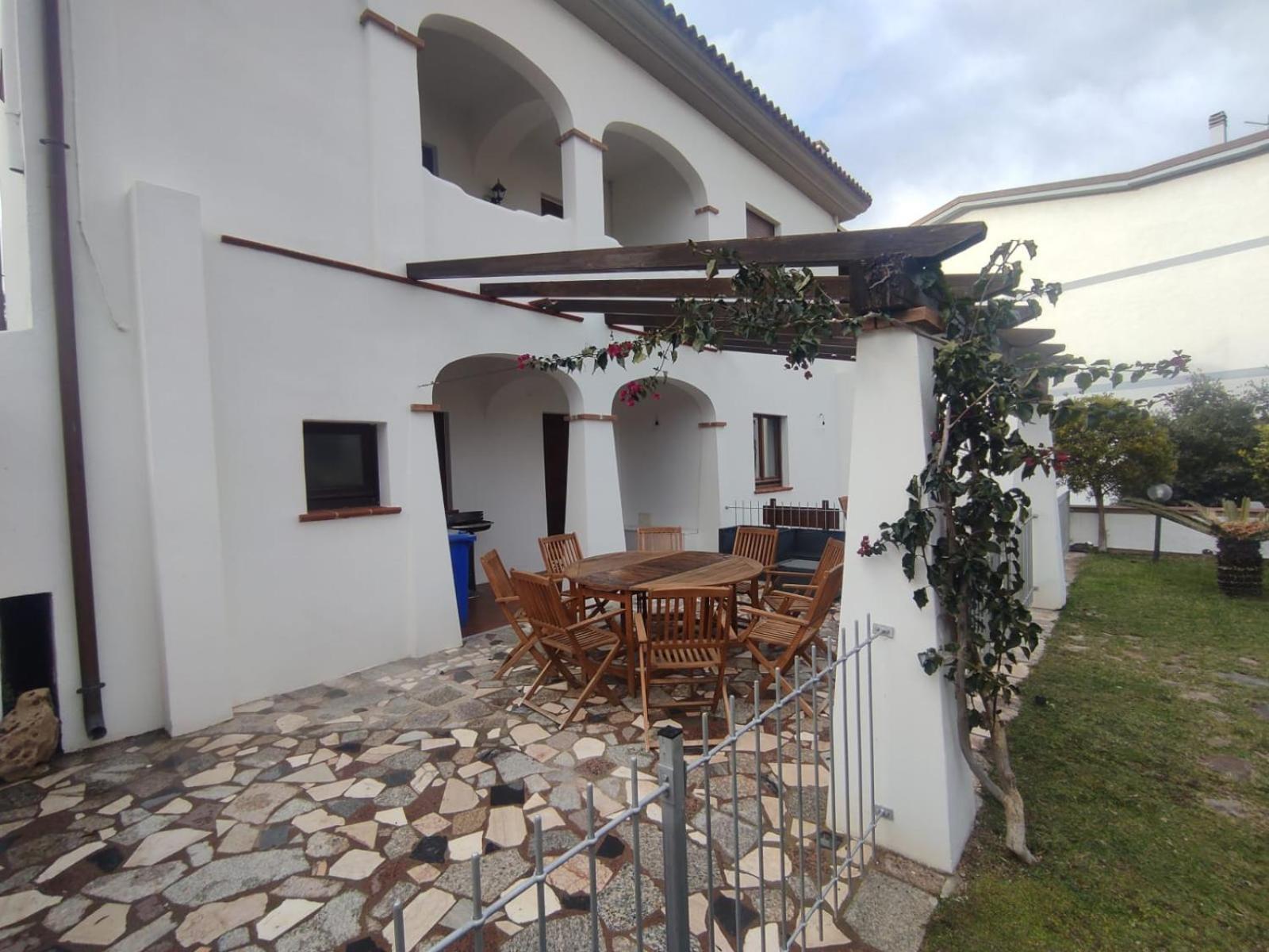 Appartamento Su Survaju Irgoli Exterior photo